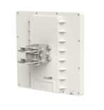 MikroTik QRT 5 RB911G-5HPnD-QRT-US 24 dBi – Panel Plano de Largo Alcance 5GHz con Gigabit - Imagen 2